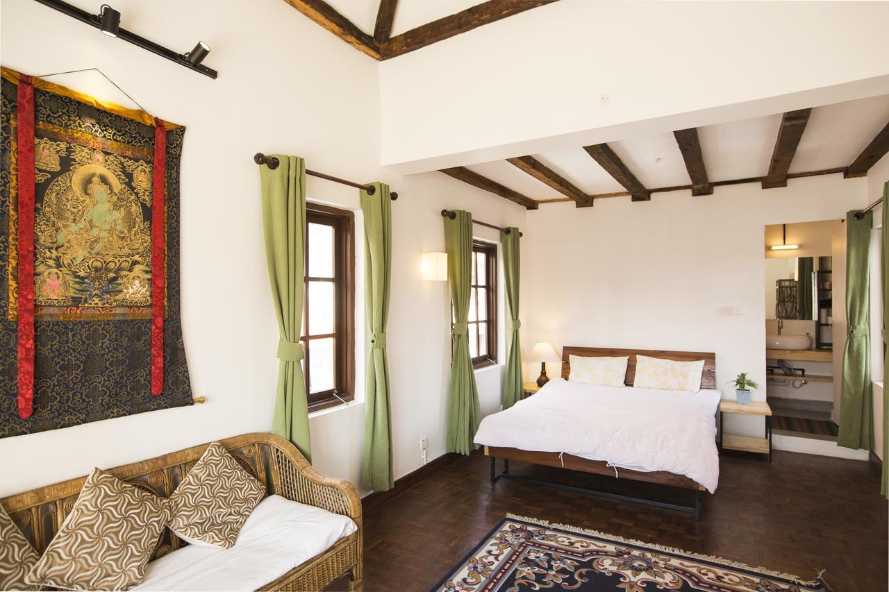 Patansquared Bed & Breakfast ภายนอก รูปภาพ