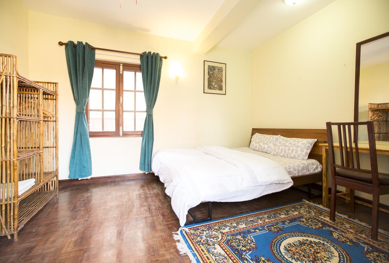 Patansquared Bed & Breakfast ภายนอก รูปภาพ