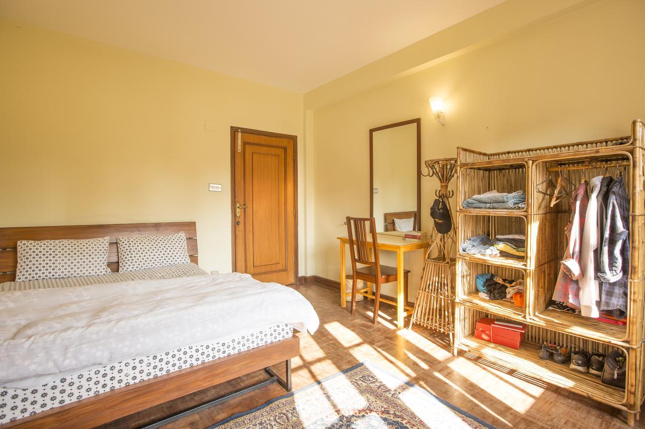 Patansquared Bed & Breakfast ภายนอก รูปภาพ