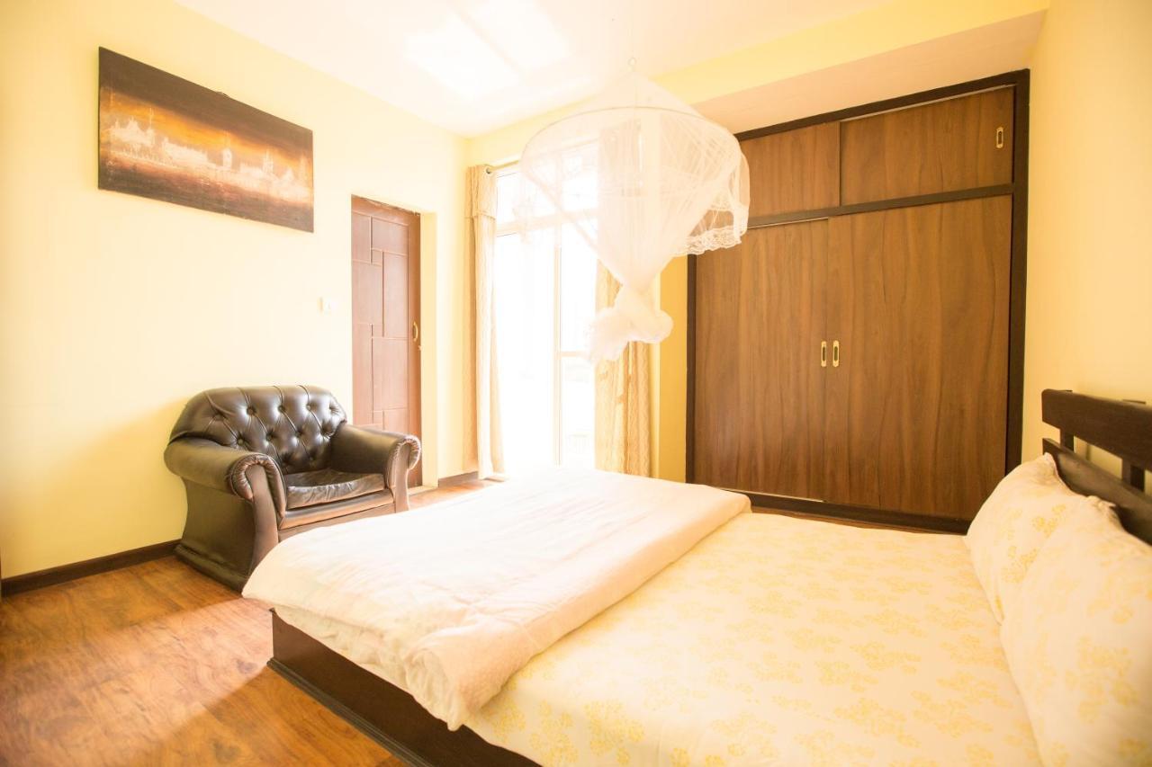 Patansquared Bed & Breakfast ภายนอก รูปภาพ